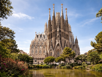 Саграда Фамилия е завършена и става най-високият християнски храм