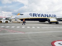 Закъсняваш – не летиш: Ryanair въвежда по-строги срокове за чекиране