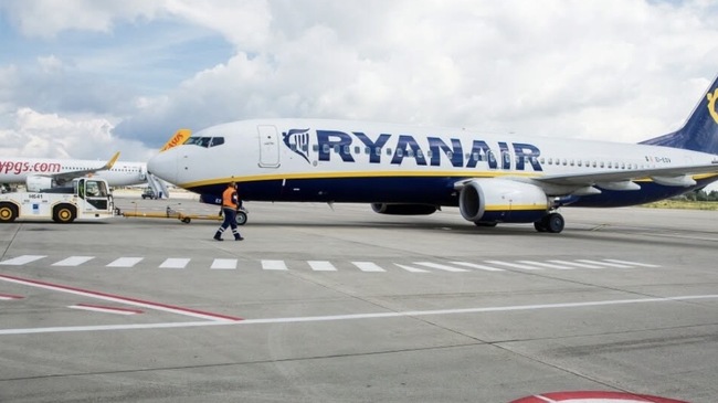 Закъсняваш – не летиш: Ryanair въвежда по-строги срокове за чекиране