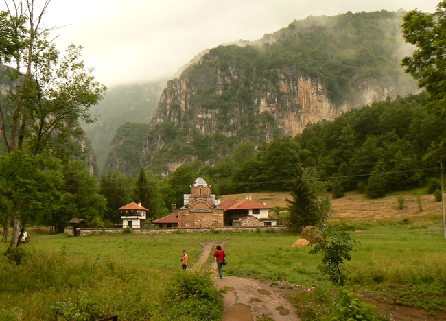 Пирот: Забележителности за един следобед - Погановски манастир