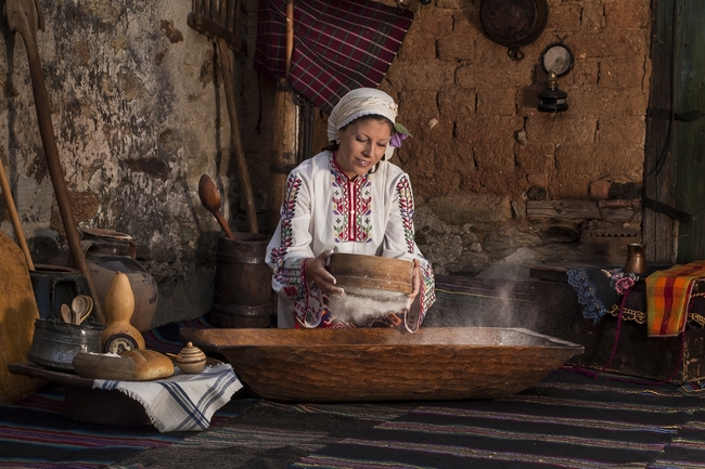 Виж красотата на българските обичаи